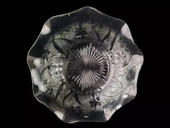 Vintage Jeannette Glass Iris And Herringbone Nine And A Half Inch Salad Bowl