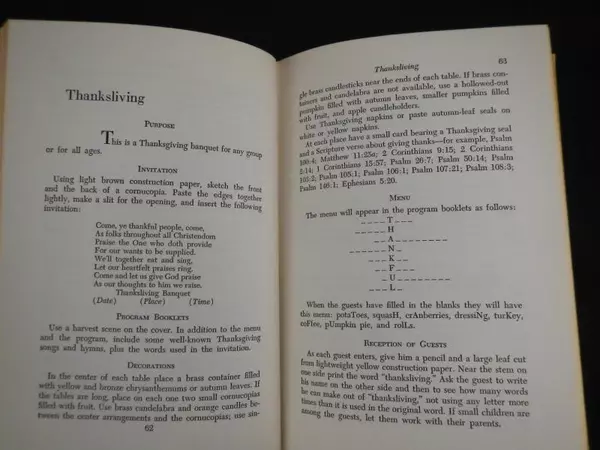 Banquets Plus! 1958 Vintage Hardcover Guidebook by Mabel King Beeker