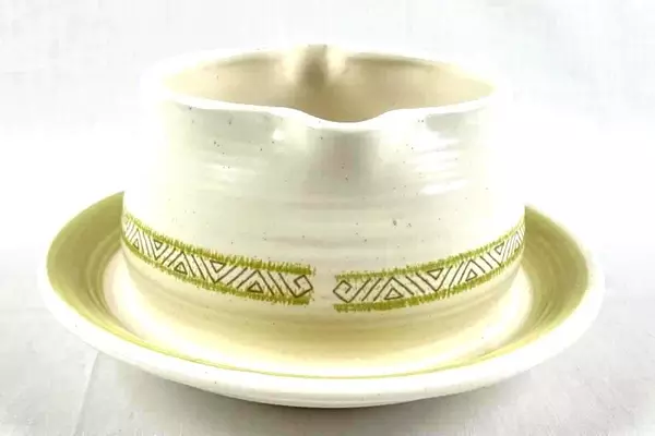 Vintage Franciscan Hacienda Gravy Boat & Underplate Green Beige 33-74