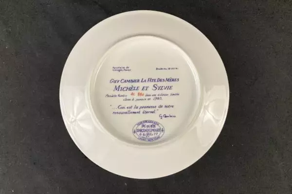 Michele et Sylvie Limoges Collector Plate by Guy Cambier 1983 with COA