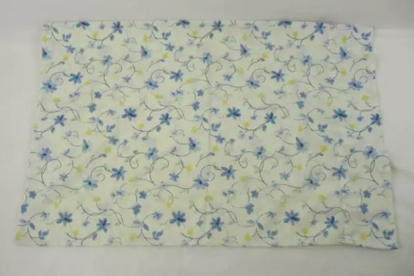 Lot of 4 Decorative Floral & Solid Pillowcases Shams Blue White Yellow