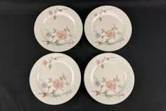 Set of 4 Nikko Fantasy Perception Stoneware Dinner Plates Beige Floral Decorated