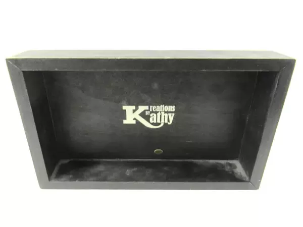 Lot of 2 Wooden Home Decor Plaques - Trust God & Grateful for Family