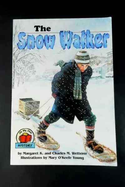 The Snow Walker by Margaret & Charles Wetterer PB First Avenue Editions 1996