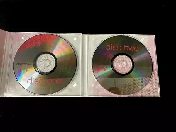 2 CD Set LifeWay Women Devotions by Beth Moore, Kelly Minter, Priscilla Shirer