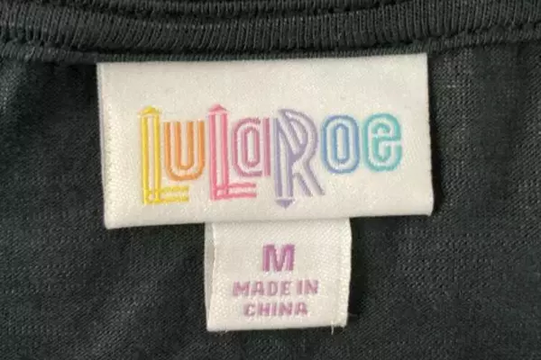 LulaRoe Women's Medium Black Bell Sleeve Tee Shirt Fleece Jersey Top