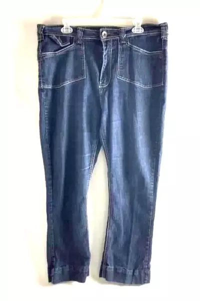 Revolt Jeans Women's Size 18 Dark Wash Straight Leg - Damaged Zipper