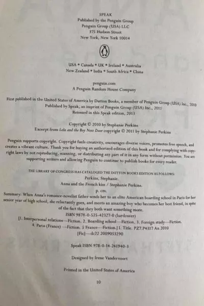 Anna and the French Kiss by Stephanie Perkins 2010 Paperback Good Condition