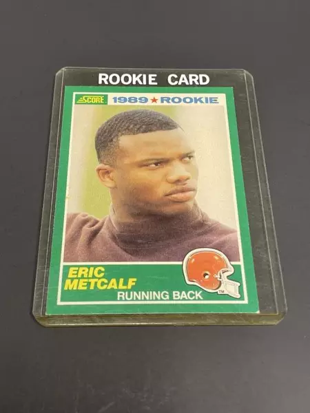1989 Eric Metcalf Rookie Football Card in Hard Plastic Case Score 259
