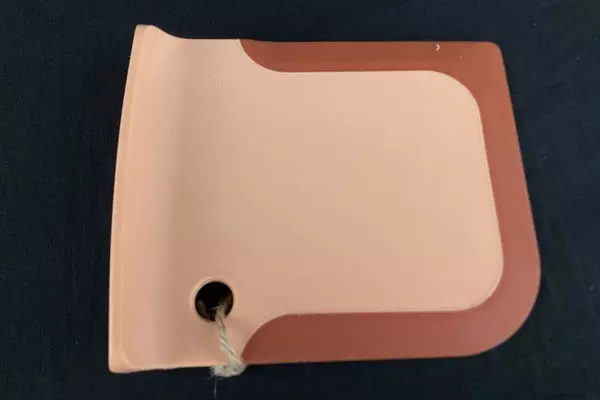 BergHoff LEO Flexible Scraper Lot of 1 Coral Rust Orange Belgium 2010