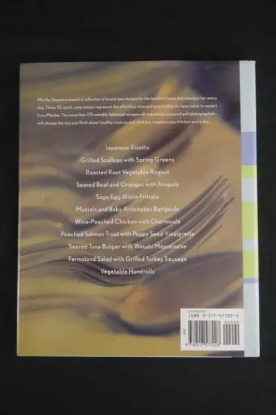 Martha Stewart's Healthy Quick Cook Cookbook - Seasonal Recipes, Pre-owned