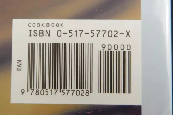 Martha Stewart's Healthy Quick Cook Cookbook - Seasonal Recipes, Pre-owned