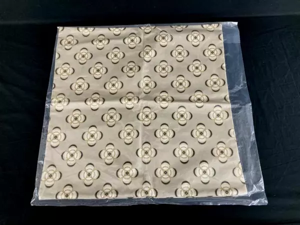 Bone Peridot Floral Pillow Cover Beige Gold 19.75" Square - Very Good Condition