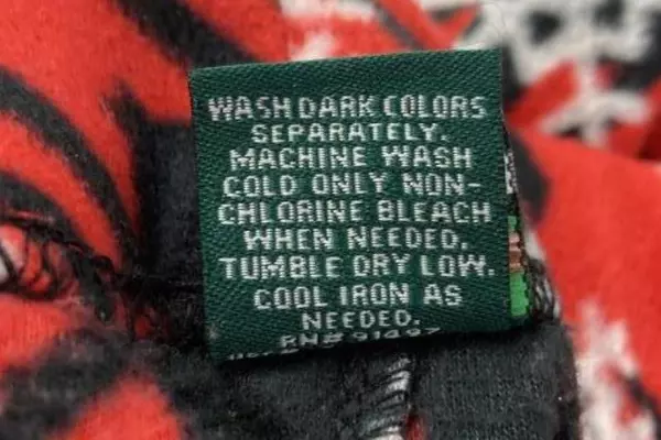 Lot of Greensource Junior's Christmas Pajama Pants M Red Black Snowflakes