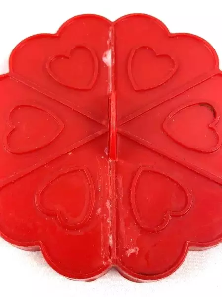 Lot of 4 Vintage Wilton Cookie Cutters - Bear, Apple, Hearts, 1987-1993