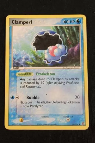 2004 Nintendo Pokemon Clamperl Trading Card 58/101 40 HP Good Condition