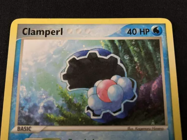 2004 Nintendo Pokemon Clamperl Trading Card 58/101 40 HP Good Condition