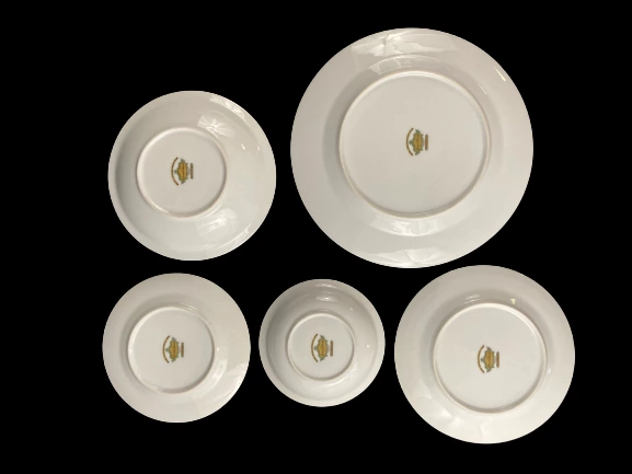 Grace China Graymont 5-Pc Dinnerware Set White & Gold Japan - Good Condition