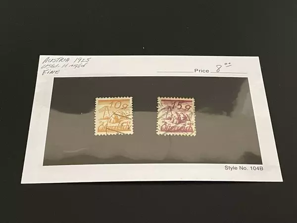 Lot of 2 Used 1925 Austria Postage Stamps - Fine Hinged коллекция