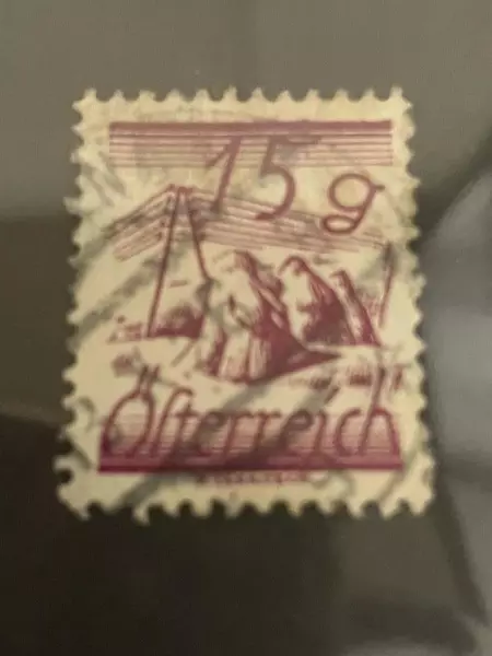 Lot of 2 Used 1925 Austria Postage Stamps - Fine Hinged коллекция
