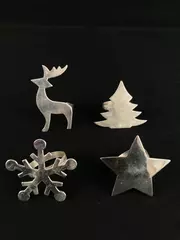 Set of 4 Pier 1 Metal Christmas Napkin Rings Star Snowflake Tree Reindeer