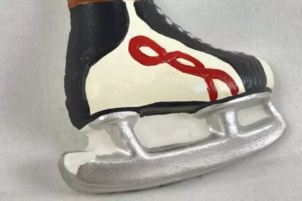 Ice Skate Magnet - Black Red White Silver - Winter Sports Decor Collectible