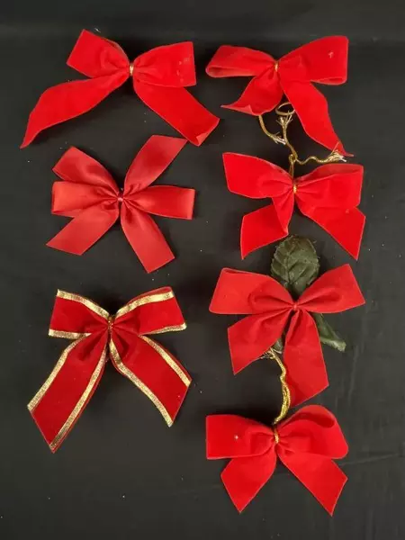 Christmas Ornaments Lot of 11 - Bows, Glitter, Bear, Metal, Wood, Holiday Decor