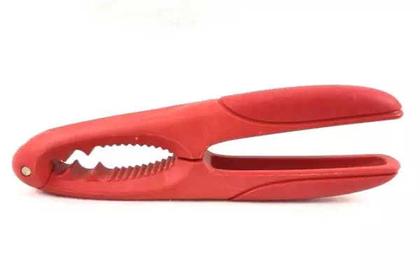Profreshionals Red Plastic Seafood Nut Cracker 7" Kitchen Tool - Pre-Owned