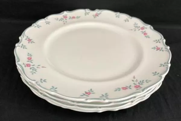 Set Of 4 Vintage Royal Doulton Chatelaine Dinner Plates 10 Inches Floral