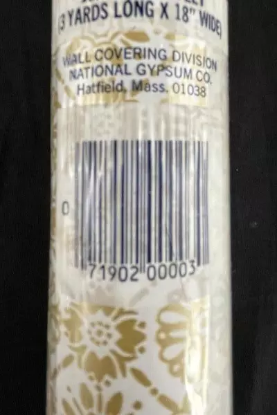 Vintage Magic Cover Self-Adhesive Vinyl Shelf Liner 3 Yards Floral Pattern