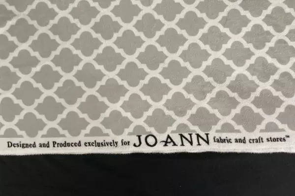 Joann Fabric Gray White Plush Geometric Craft Fabric 92"x61" Pre-Owned