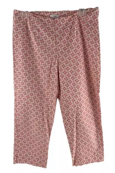 Liz & Co Women's Size 8 Pink Geometric Capri Crop Pants - Pre-Owned