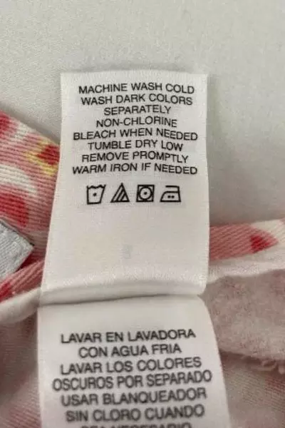 Liz & Co Women's Size 8 Pink Geometric Capri Crop Pants - Pre-Owned