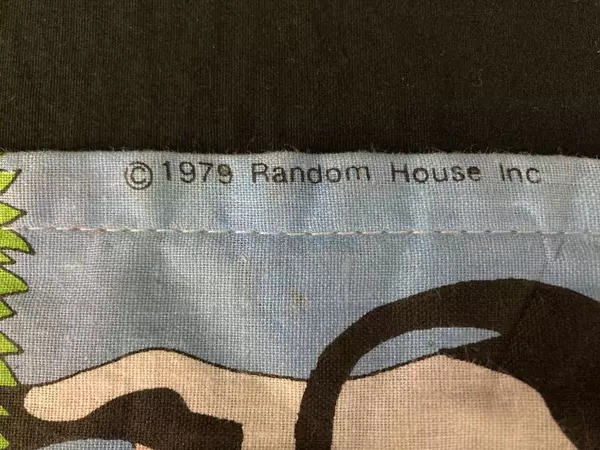 The Cow Says Moo 1979 Cloth Book - Dog, Cat, Mouse - Good Condition