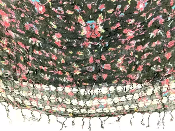 Lot of 2 Ecote Women's Floral Scarves Black & Pink Wraps - Good Condition