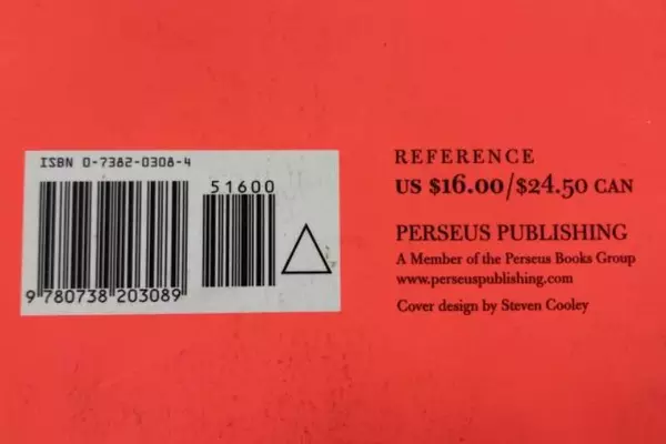 Lot of 2000 Associated Press Stylebooks by Norm Goldstein - Good Condition