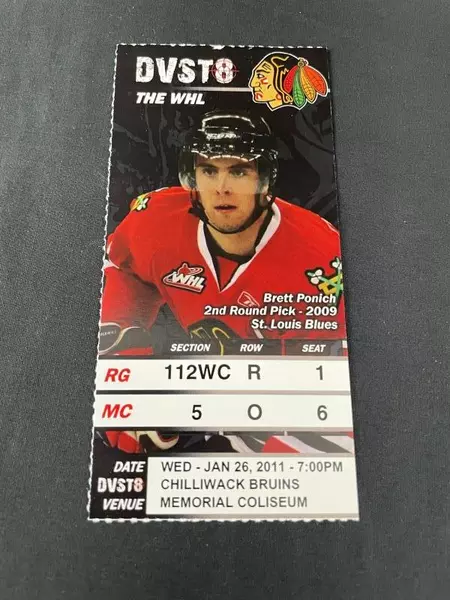 Portland Winterhawks Ticket & 12 Photo Lot - Brett Ponich Jan 2011