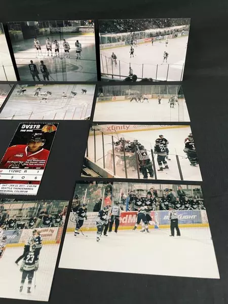 Portland Winterhawks Jan 2011 Ticket & Nino Niederreiter Bonus Photos