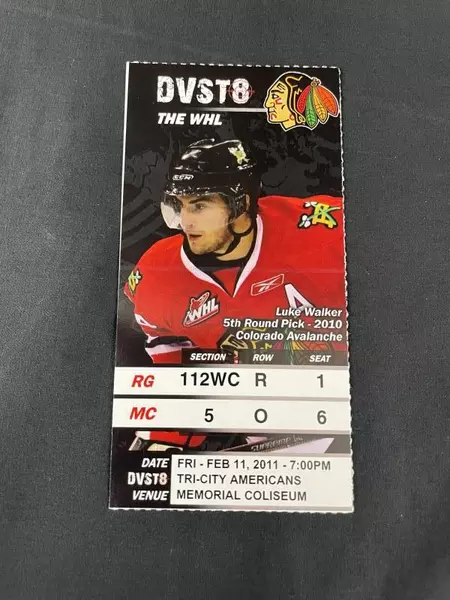 Lot of Portland Winterhawks Ticket & 4 Photos - Feb 2011 Luke Walker