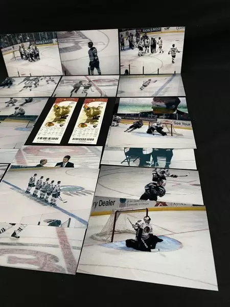 Lot of 2 Portland Winterhawks Tickets & Fan Photos 3/8/06 Steve Konowalchuk