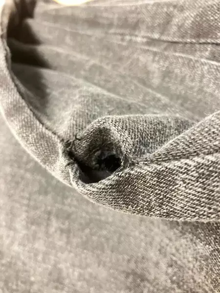 Ellemenno Women's Size 17 Black Jeans 5-Pocket Design, Repair Needed