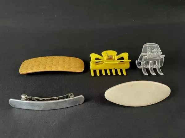 Lot of 5 Vintage Hair Clips Barrettes Yellow Clear Silver Beige Accessories