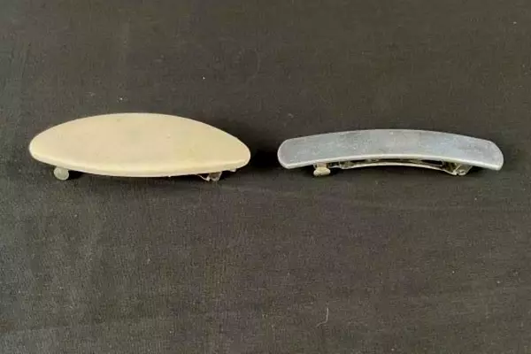 Lot of 5 Vintage Hair Clips Barrettes Yellow Clear Silver Beige Accessories