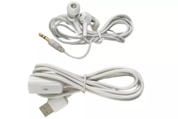 Digital Gadgets Mobile Device Starter Kit: Tablet Stand, Charger, Earbuds