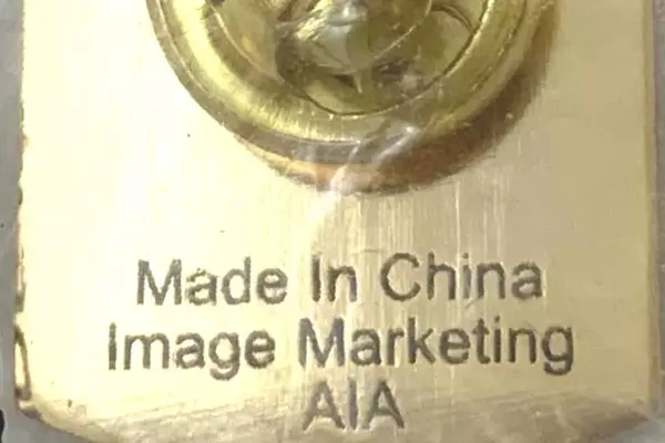 2008 Portland Rose Festival Lapel Pin - Sealed, Very Good Condition Collectible