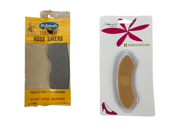 Lot of Vintage Shoe Horns & Cushions - Famous Footwear & Dr. Scholl's