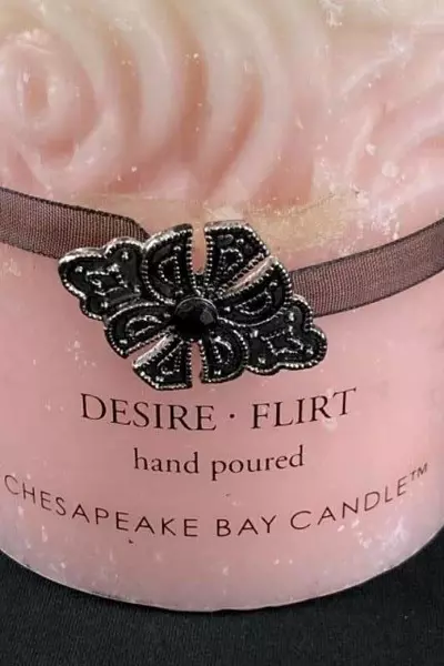 Chesapeake Bay Candle Desire Flirt Pink White Rose Hand Poured 5.75"