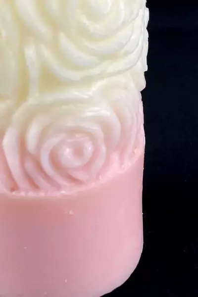 Chesapeake Bay Candle Desire Flirt Pink White Rose Hand Poured 5.75"