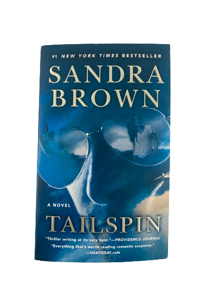 2019 Sandra Brown Tailspin Paperback Book NY Times Bestseller Good Condition