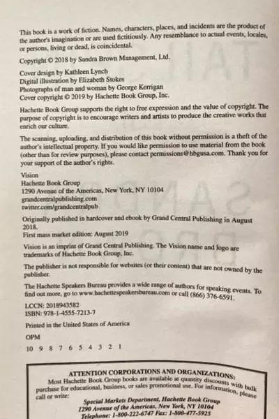 2019 Sandra Brown Tailspin Paperback Book NY Times Bestseller Good Condition